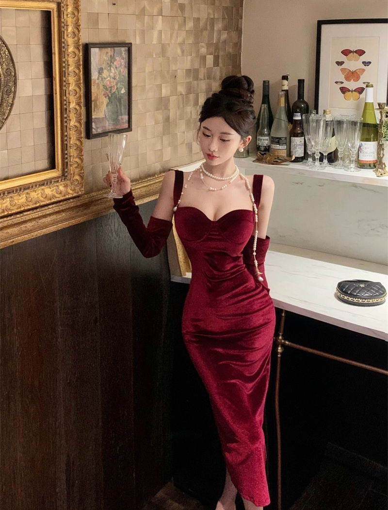 Retro sexy sling velvet split dress