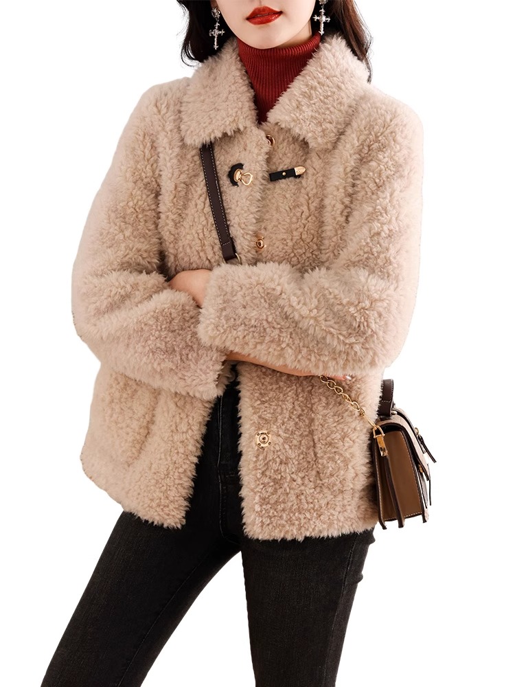 Winter lambs wool coat short overcoat for women