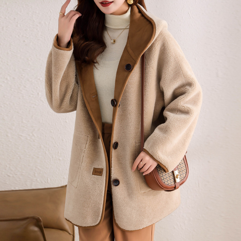 Long hooded coat wear winter fur coat for women