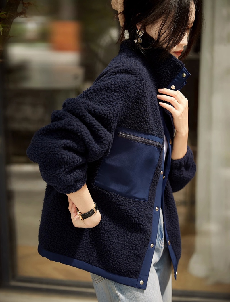 Fashionable unique fleece autumn and winter jacket for women