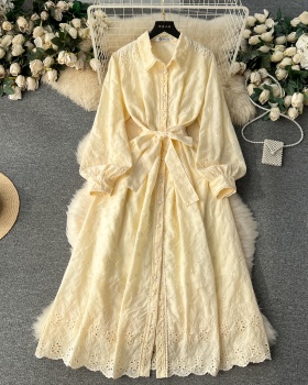 Slim temperament embroidery lapel pinched waist dress