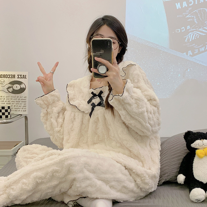 Long hair winter student flannel thick pajamas a set