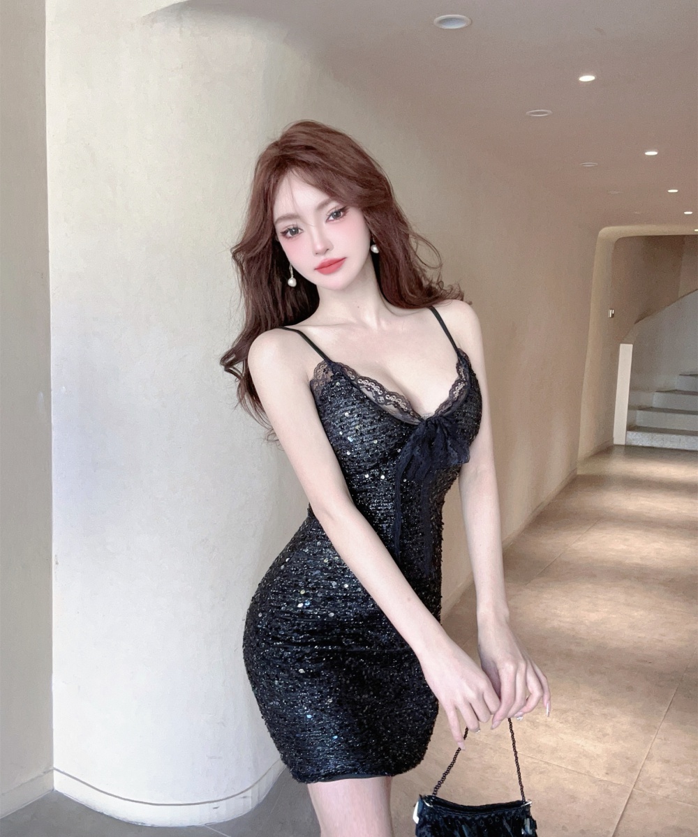 Low-cut sexy bottoming short package hip slim sling dress