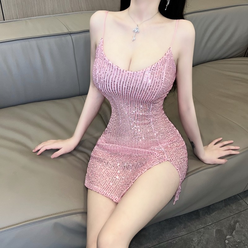 Single perspective sexy V-neck sling sequins dress