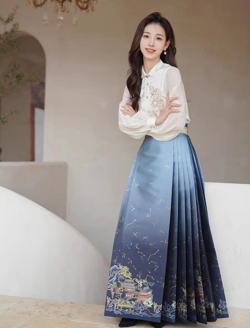 Colors small fellow Han clothing blue skirt