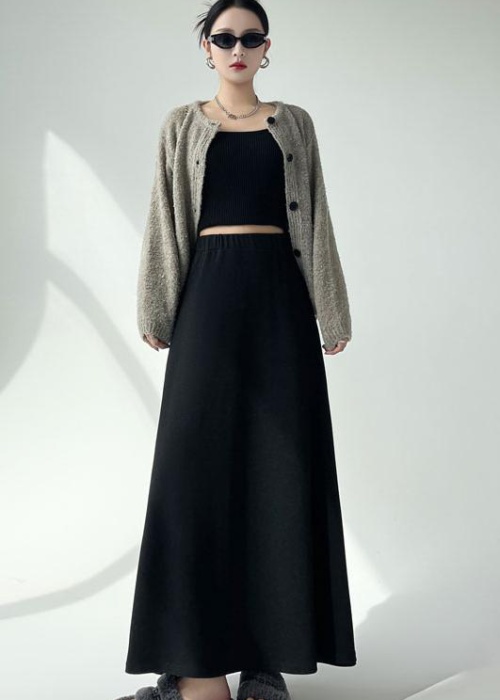 Big skirt black sweater knitted pleated skirt for women