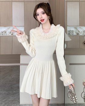 Pleated pinched waist knitted lace dress for women
