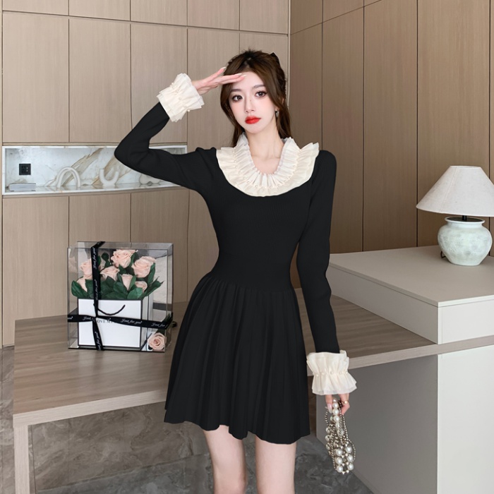 Pleated pinched waist knitted lace dress for women