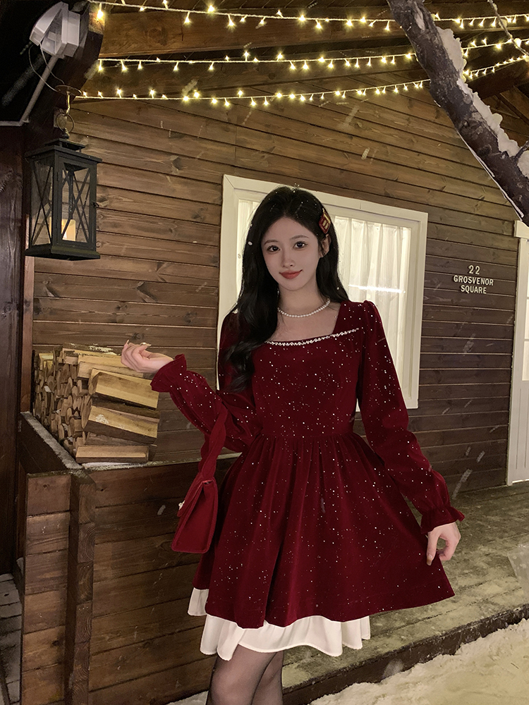 Square collar large yard double dress for women