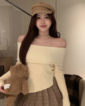 Flat shoulder tops knitted bottoming shirt for women