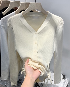 Korean style bottoming small fellow sweater for women