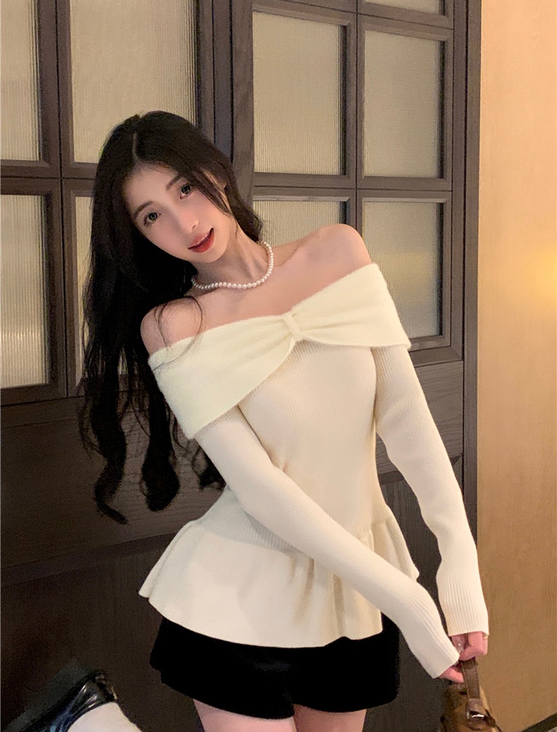 Horizontal collar knitted slim lotus leaf edges sweater