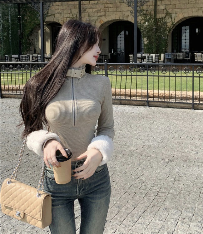 Knitted bottoming shirt wears outside sweater for women