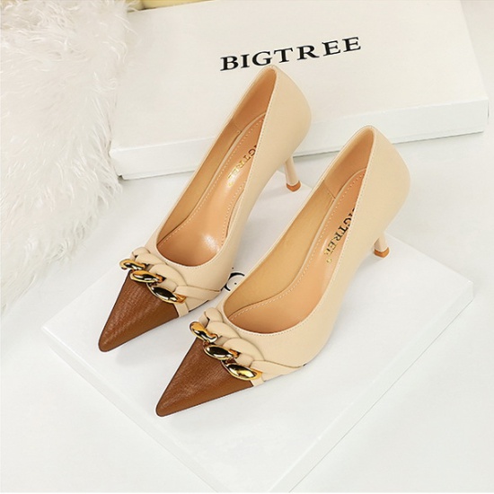 Pointed fashion fine-root metal shoes for women