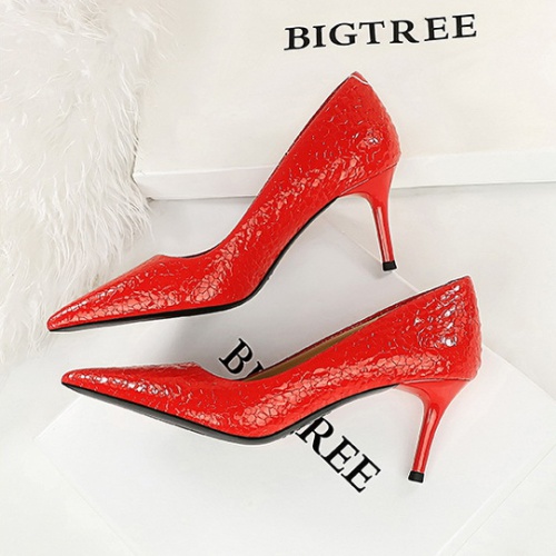 Low high-heeled shoes pointed shoes for women
