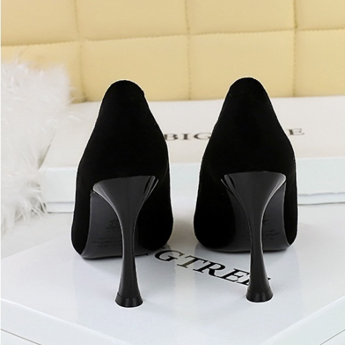 Simple shoes low high-heeled shoes for women