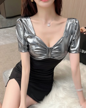 Low-cut splice glossy package hip overalls dress