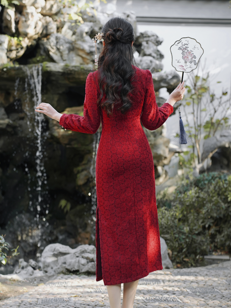 Plus velvet Chinese style cheongsam red evening dress