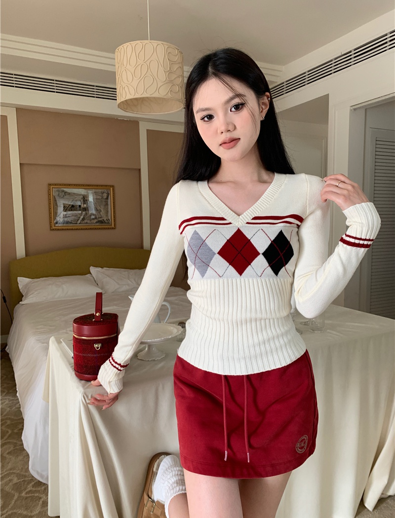 V-neck quilted slim American style retro sweater