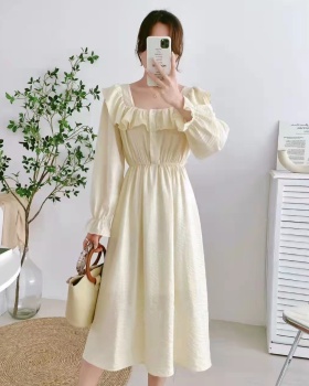 Long sleeve bottoming long pinched waist dress