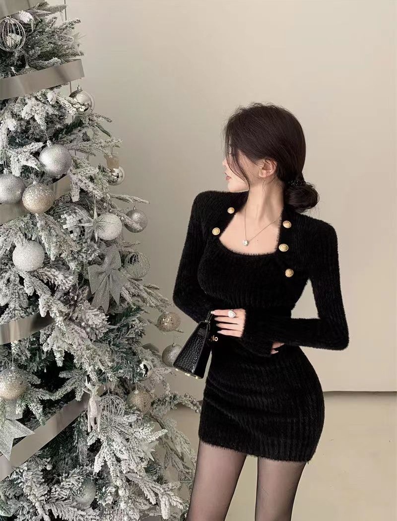Black slim sweater dress autumn and winter dress
