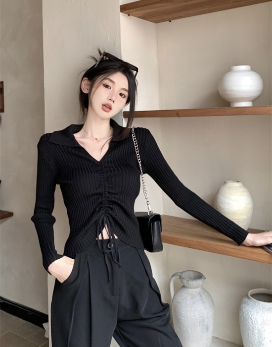 Knitted France style V-neck black slim bottoming shirt