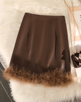 PU feather splice slim Korean style winter short skirt
