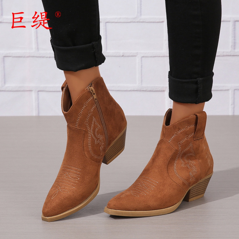Low cylinder large yard autumn and winter women's boots