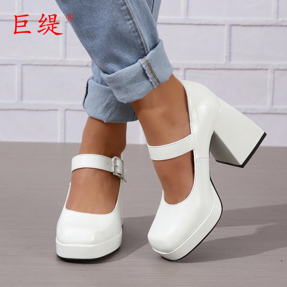 European style hasp thick large yard fashion square head shoes