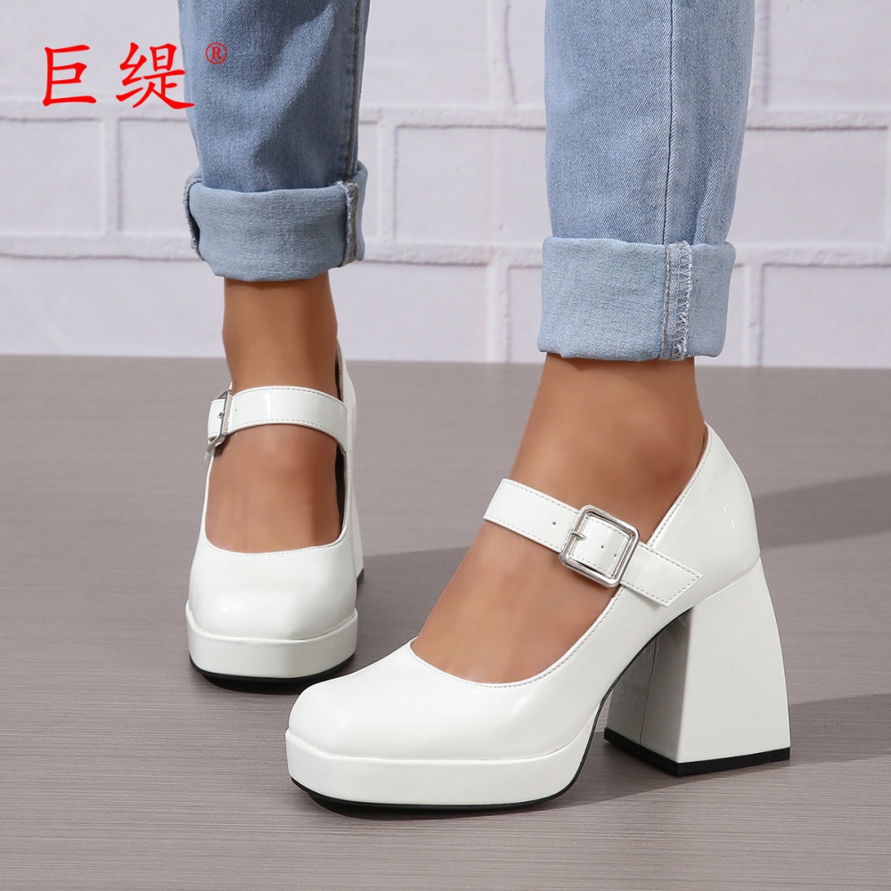 European style hasp thick large yard fashion square head shoes