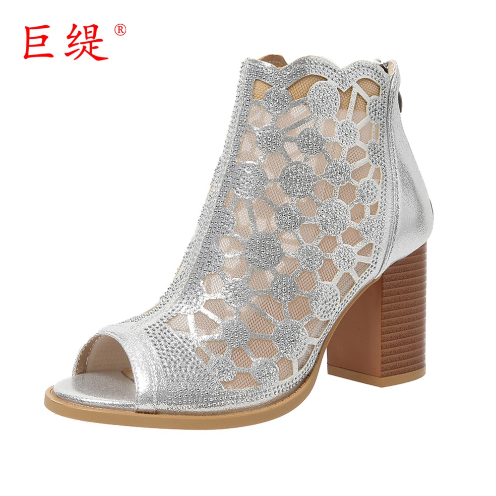 Large yard thick high-heeled fashion sandals for women
