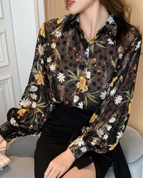 Lantern sleeve embroidery tops chiffon loose shirt for women