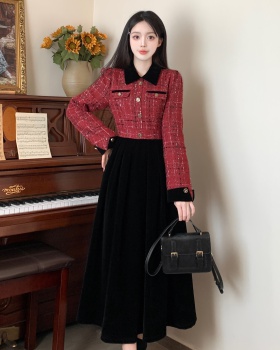 Chanelstyle Pseudo-two christmas dress for women