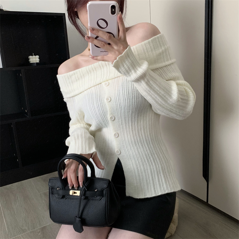 Flat shoulder temperament tender sweater for women