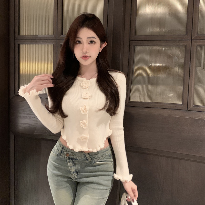 Covered buckle stereoscopic knitted cardigan for women