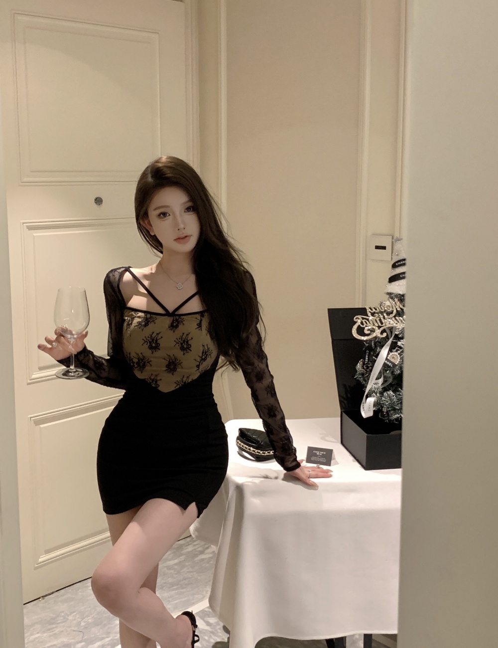 Package hip lace enticement bottoming dress for women