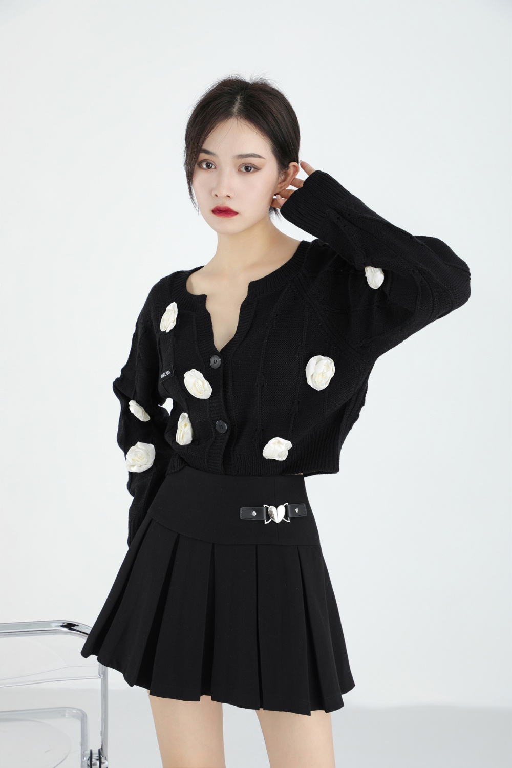 Autumn V-neck niche coat unique knitted tops