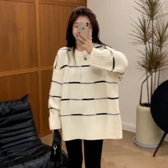 Long sleeve sweater autumn and winter tops for women