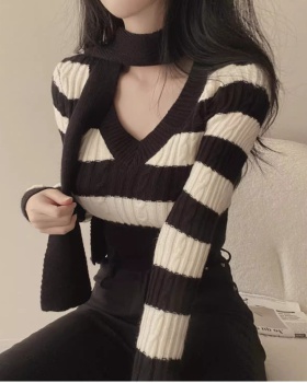 Short slim scarf sweater knitted twist stripe tops