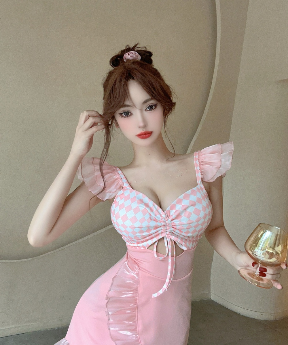 Low-cut splice spring package hip sexy temperament dress
