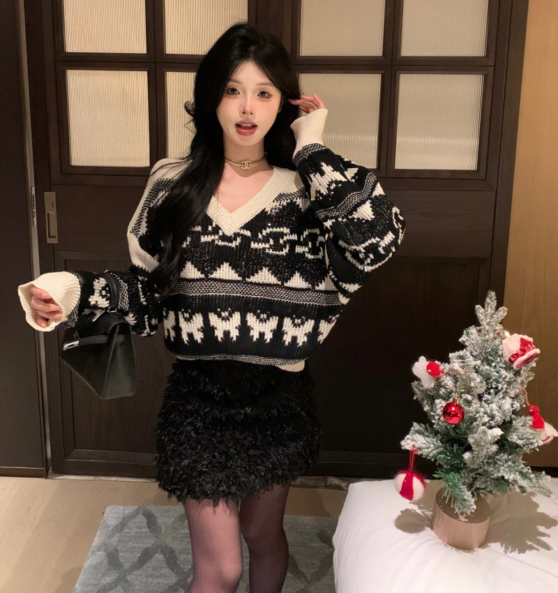 Temperament skirt black-white sweater a set