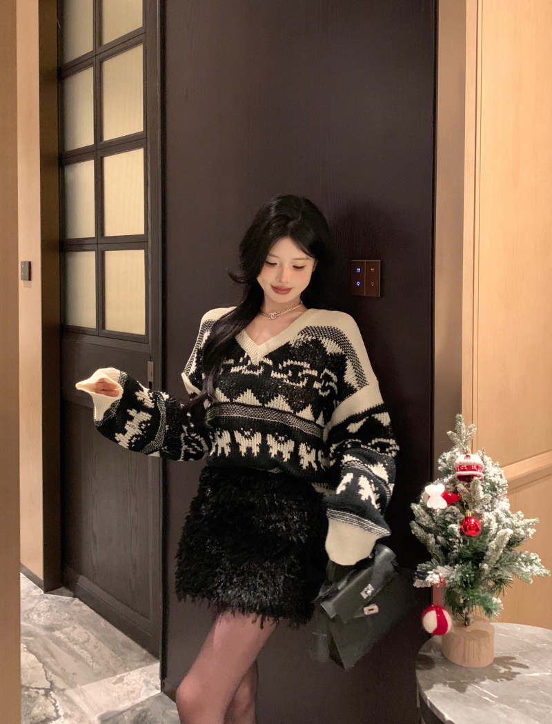 Temperament skirt black-white sweater a set