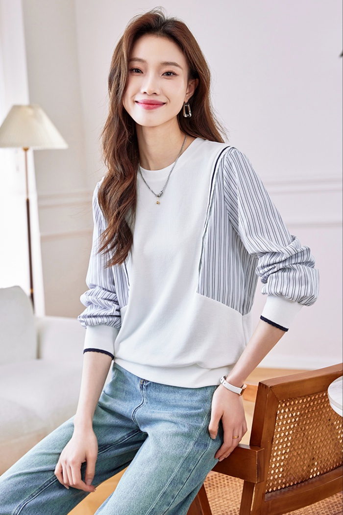 Splice spring knitted round neck long sleeve tops for women