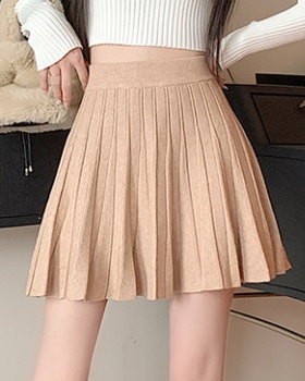 Knitted A-line skirt slim pleated short skirt for women