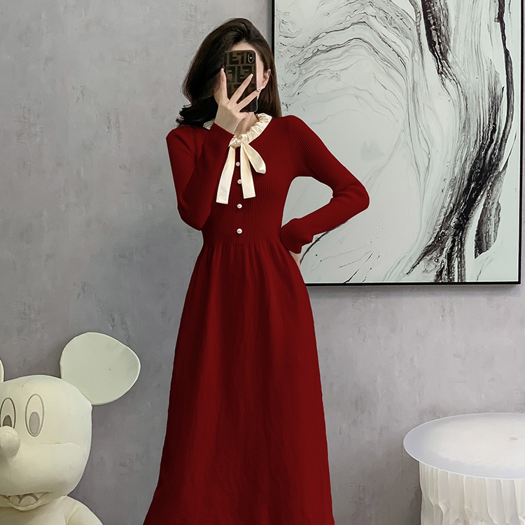 Show young long thick France style dress