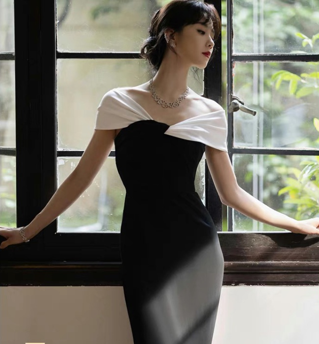 Black banquet chanelstyle decorous grace light luxury dress
