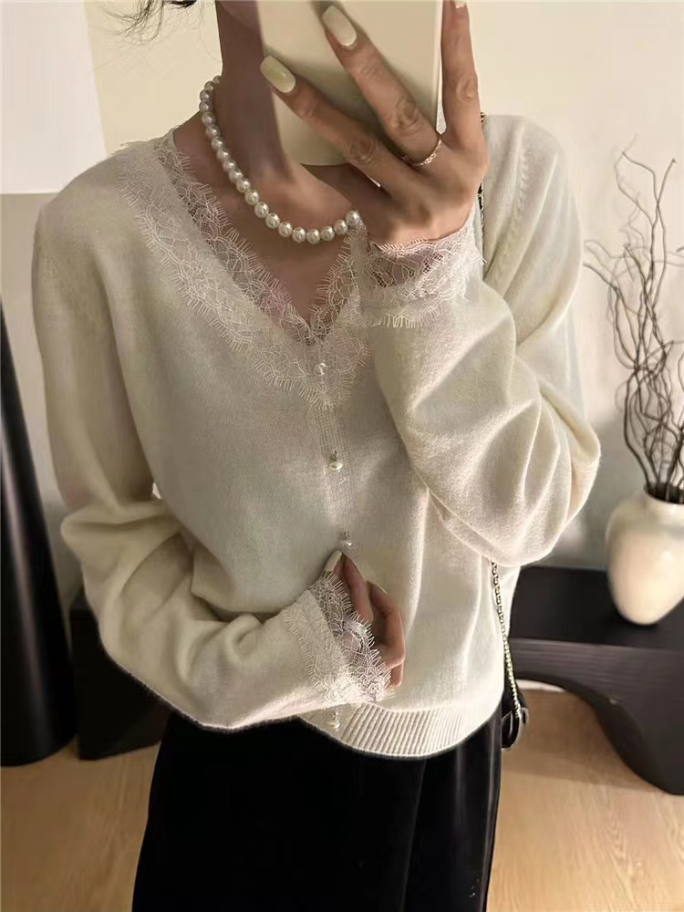 V-neck cardigan knitted bottoming shirt for women