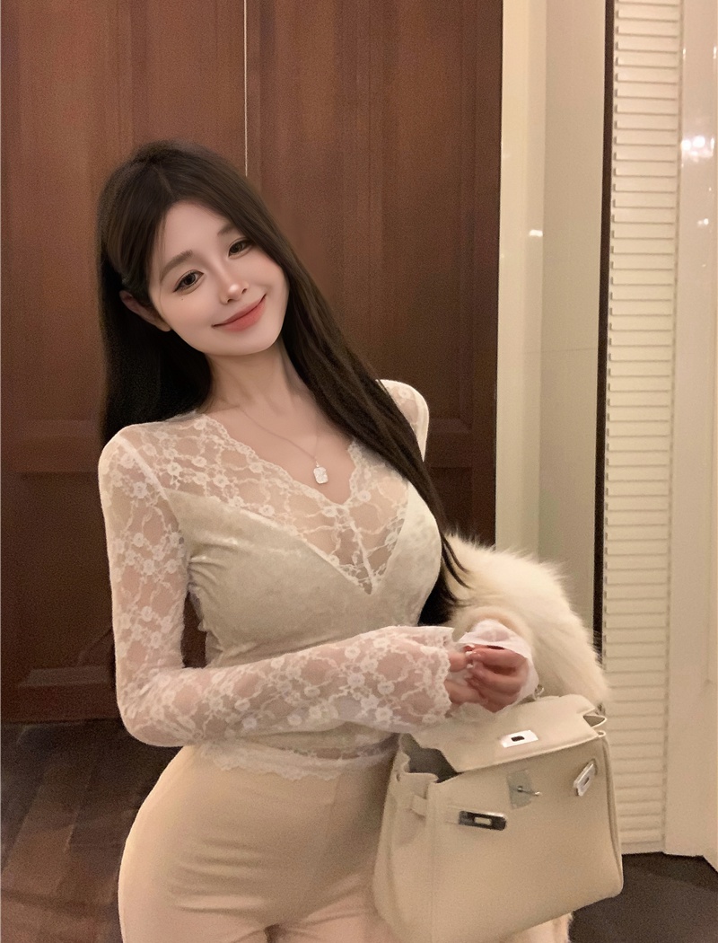 Velvet bronzing all-match lace court style bottoming shirt
