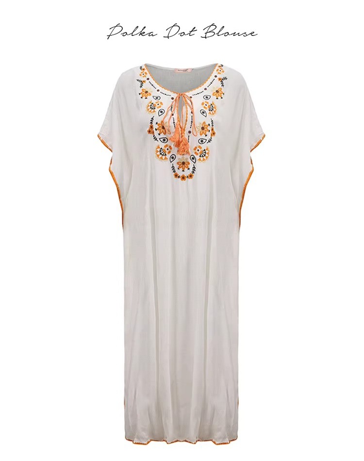 Embroidery spring short sleeve V-neck dress