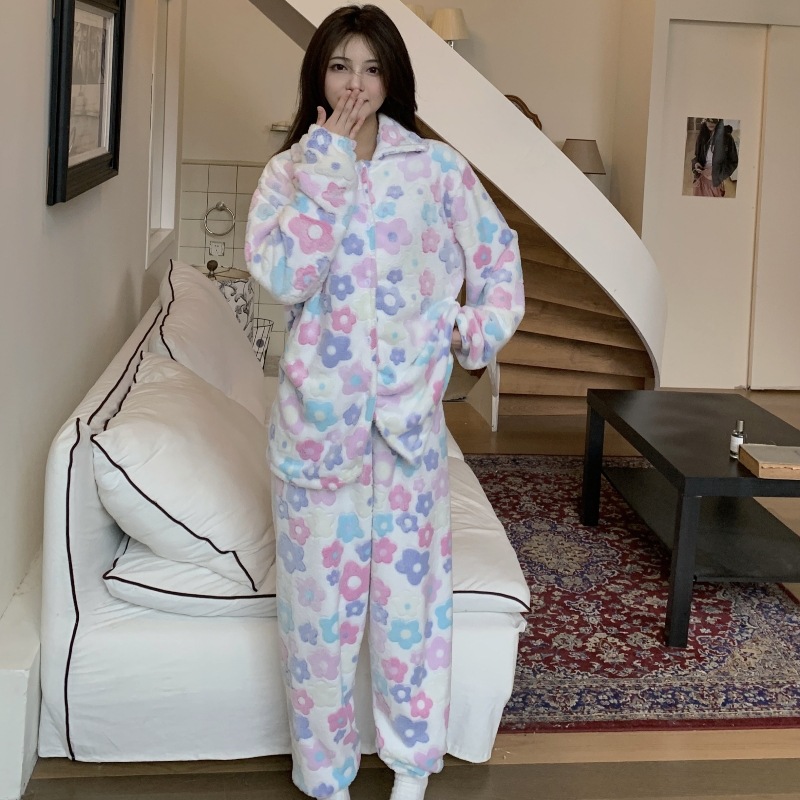 Flowers thick winter homewear thermal pajamas a set